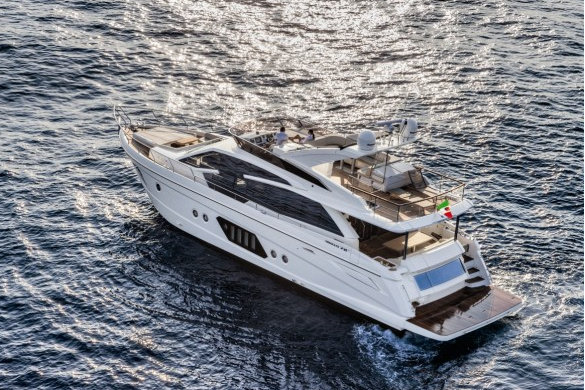 absolute yachts navetta 72